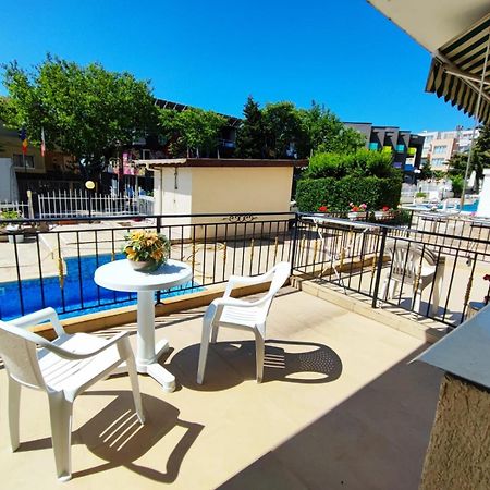 Dom-El Real Apartments In Sea View Complex Свети-Влас Экстерьер фото