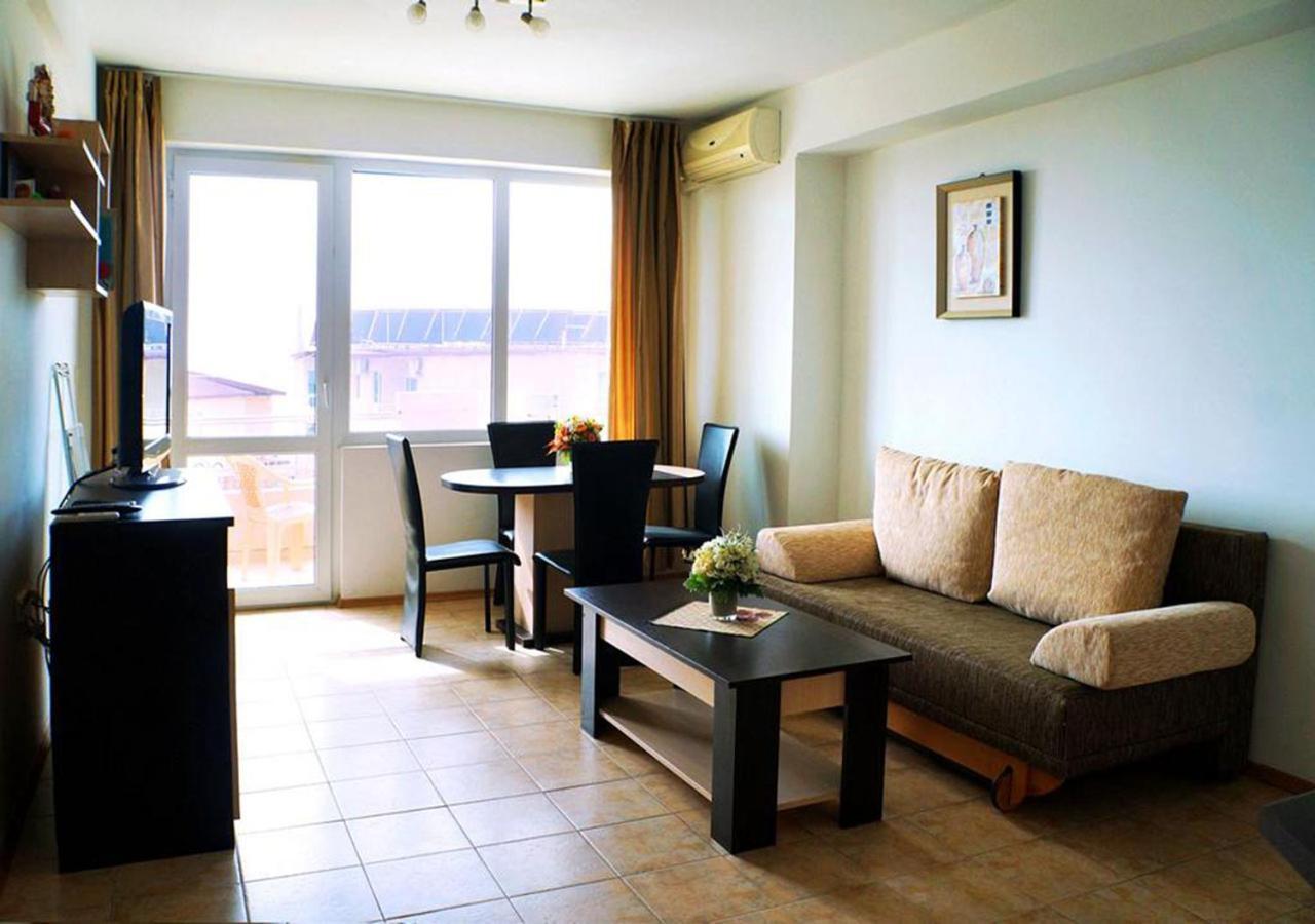 Dom-El Real Apartments In Sea View Complex Свети-Влас Экстерьер фото