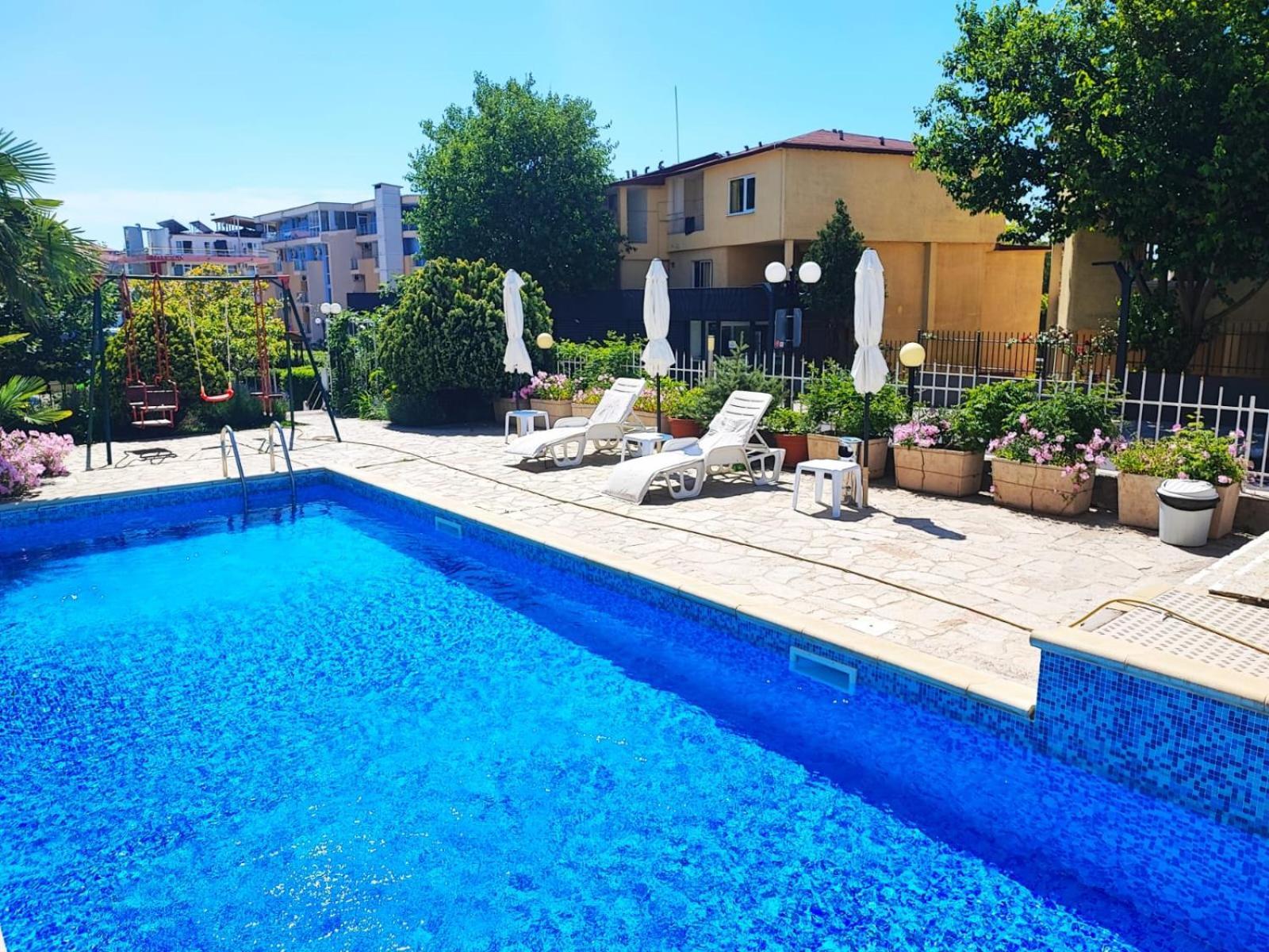 Dom-El Real Apartments In Sea View Complex Свети-Влас Экстерьер фото
