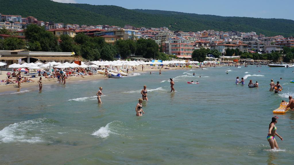 Dom-El Real Apartments In Sea View Complex Свети-Влас Экстерьер фото